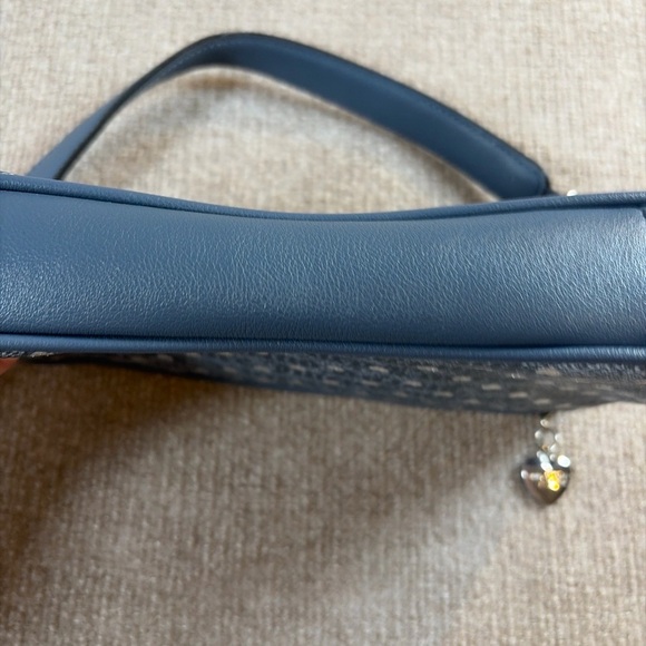 Juicy Couture Blue Handbag - Picture 3 of 6